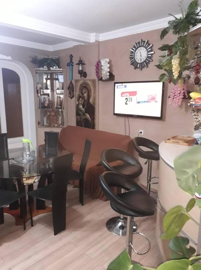 3 Room Flat In 第比利斯 外观 照片