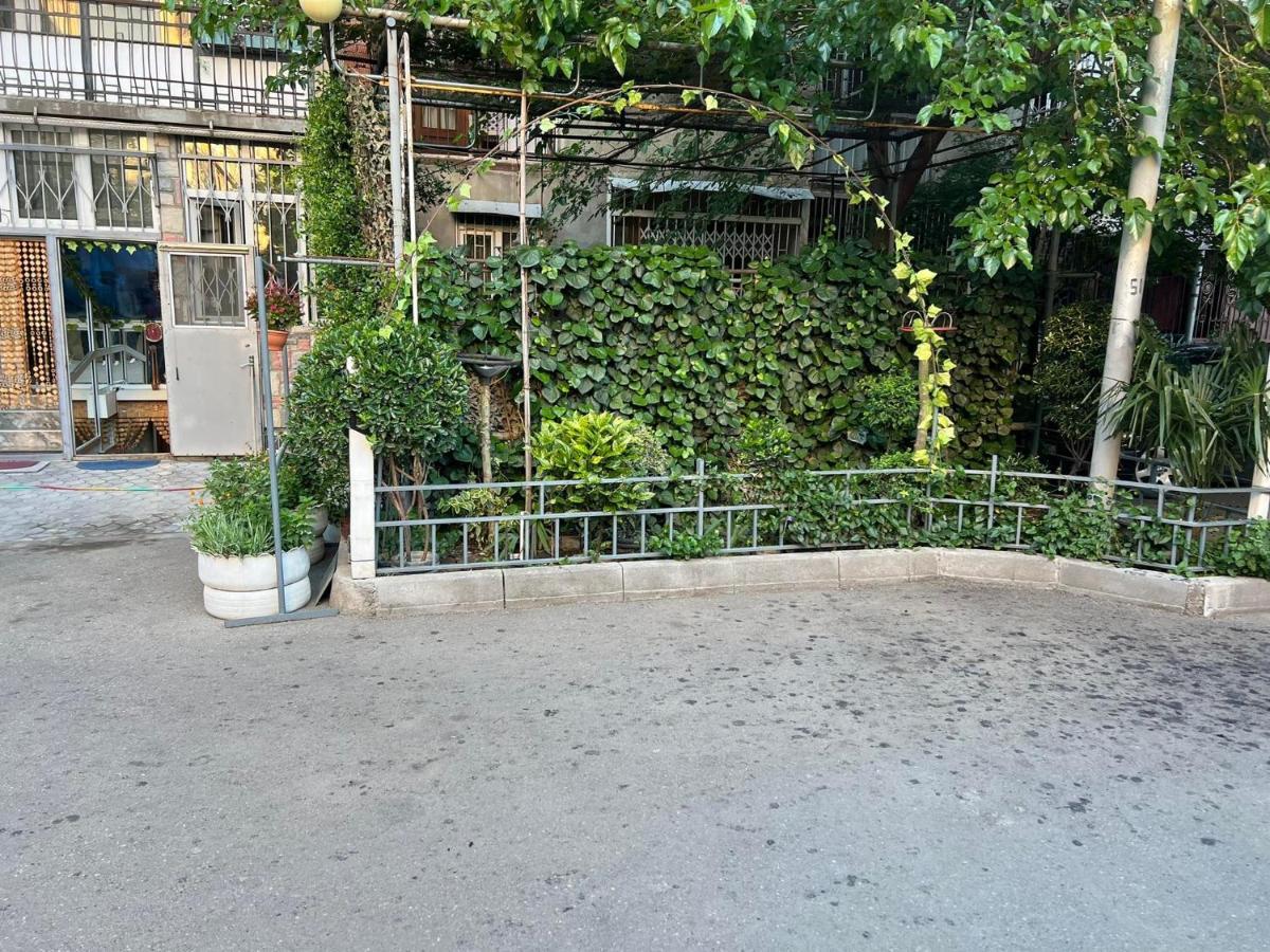 3 Room Flat In 第比利斯 外观 照片